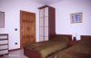 Twinbedroom2.jpg